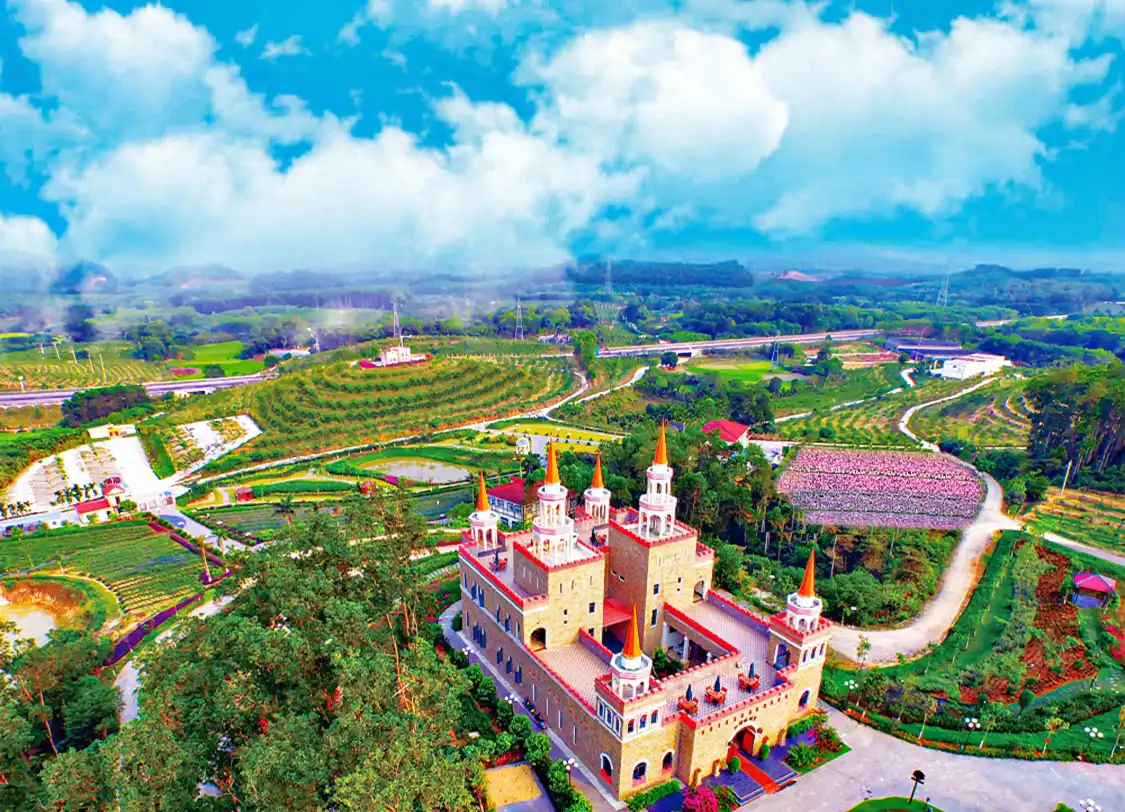 Hotels near Dream Xiangshan Fragrant Cultural Park