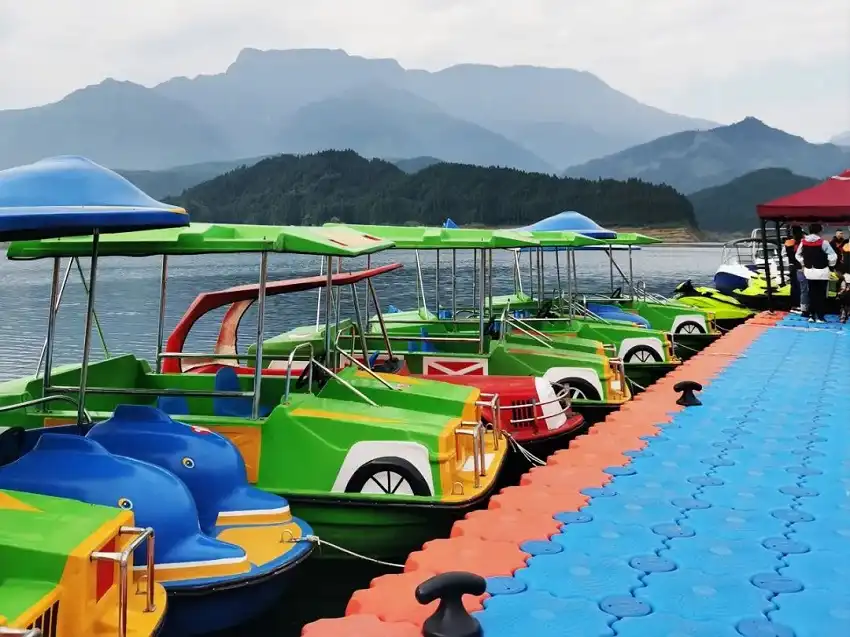 Hotels near Wawu Mountain Water Park
