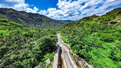 East China Tiger Leap Gorge Adventure Rafting