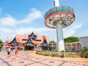 Taming Sari Tower (Malacca Tower)