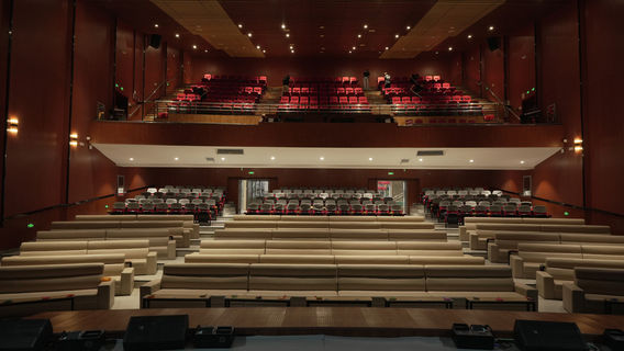 Yongle Comedy Stage Errenzhuan