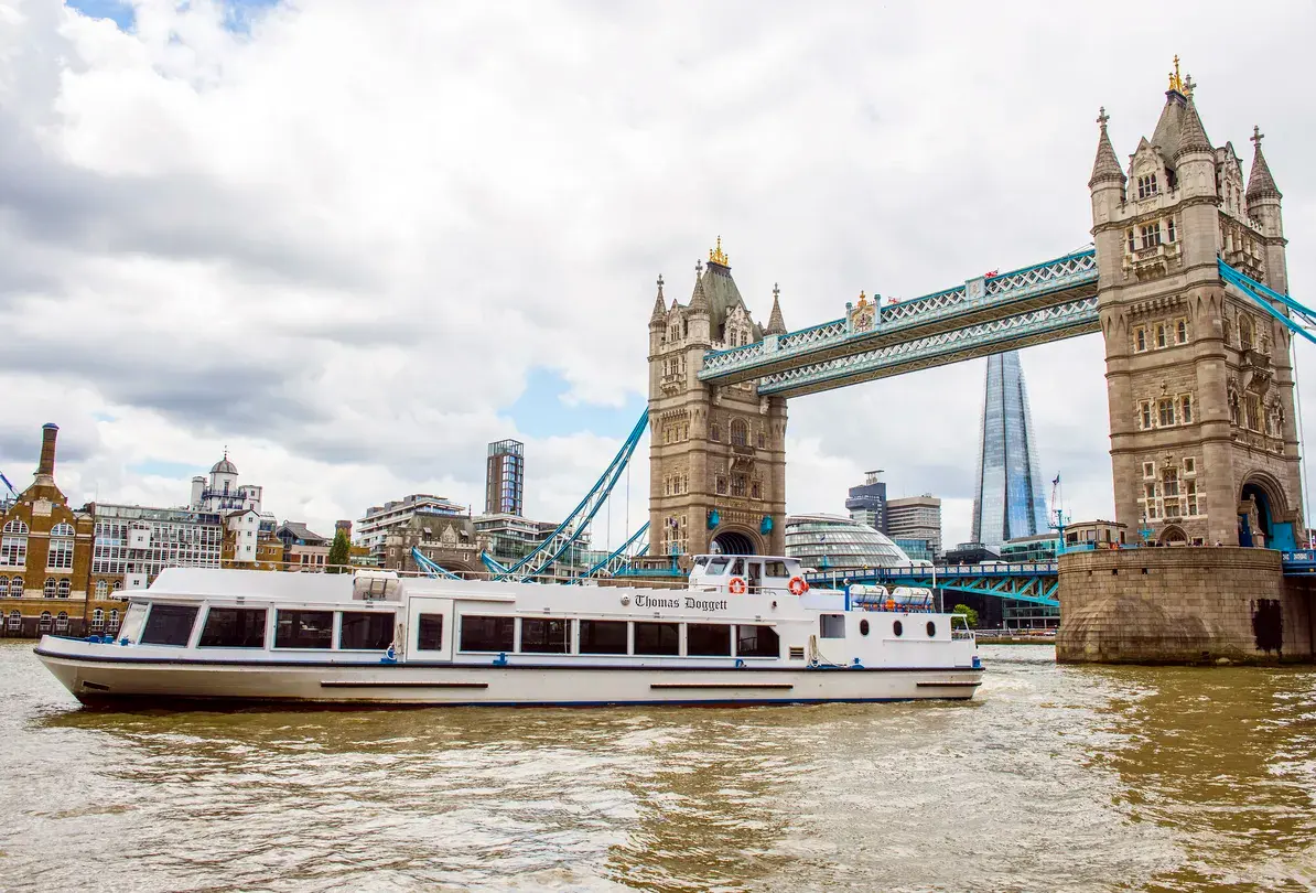 2_Thames River Cruise