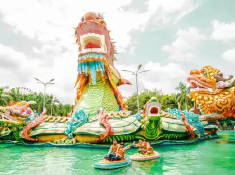 Suoi Tien Theme Park