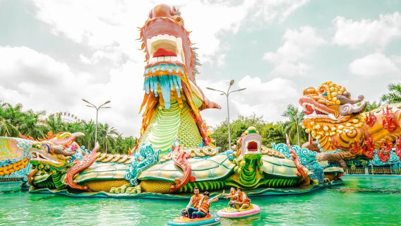 Suoi Tien Theme Park