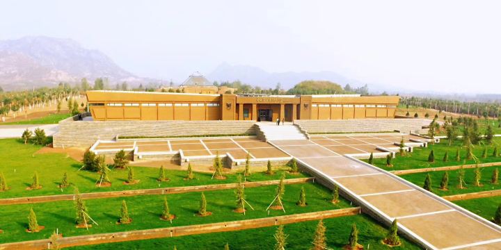 Zhong Shan Guowangling Wenwu Exhibition Hall