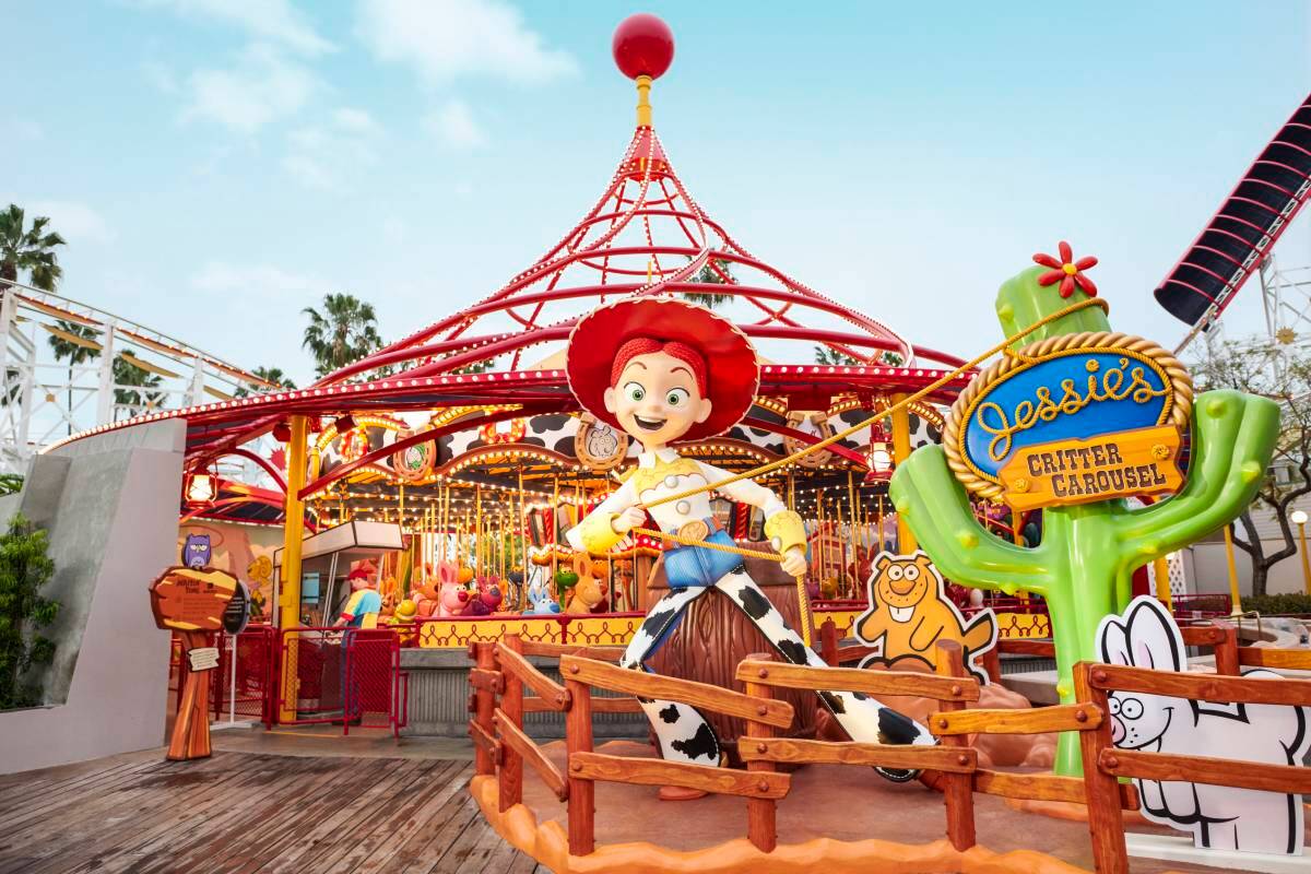 ディズニーランドカリフォルニアのドル 0EF38815-955A-4155-8F9D-