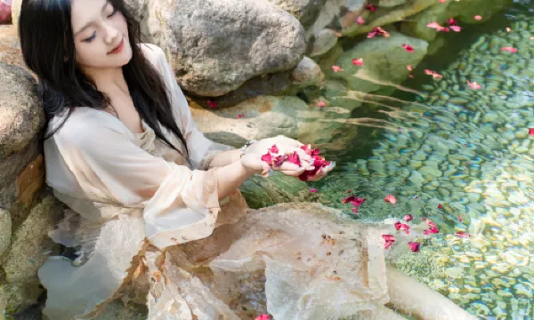 Huangshan Drunken Hot Spring