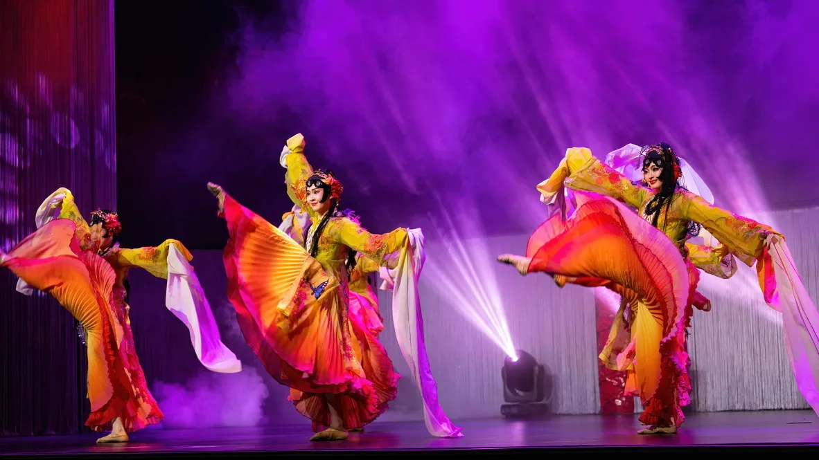 2_《 yu jian tian fu 》 yan chu