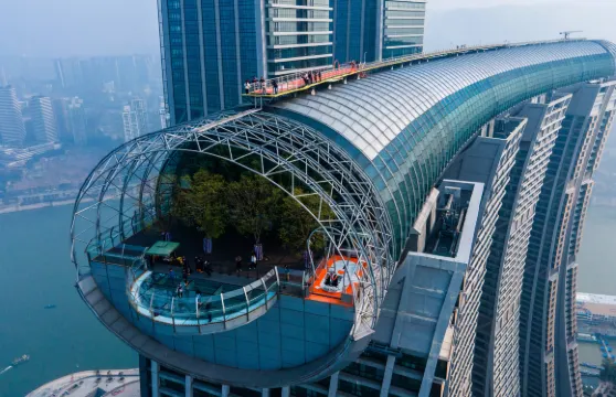 探索艙·雲端樂園觀光票 + 雲中漫步套票成人