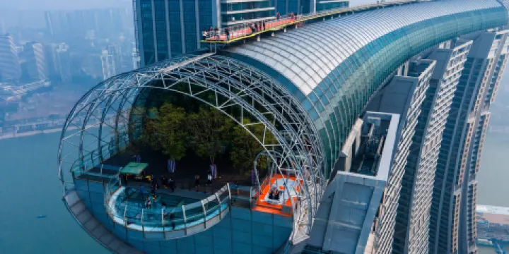 探索艙·雲端樂園