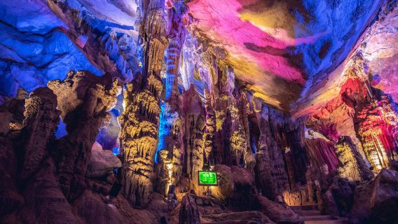 Lingqi Cave Scenic Area