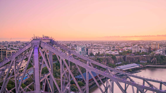 Story Bridge Adventure Climb