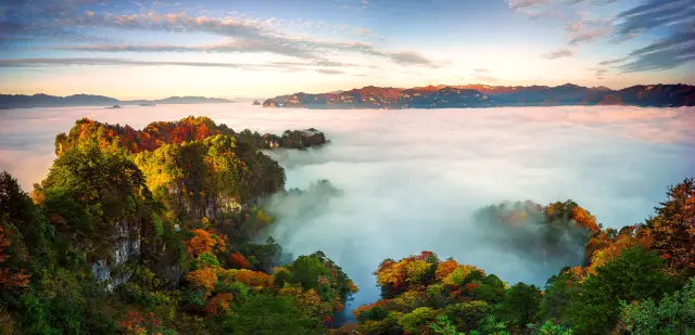 Sea of Clouds Sightseeing in Bazhong