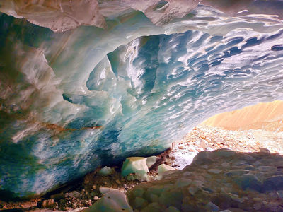 Gongga Blue Ice Cave