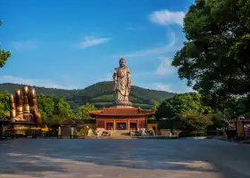 靈山大佛