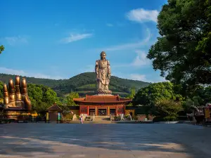 Grand Bouddha de Ling Shan