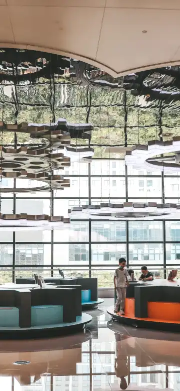 Hotels near Ningbo Science Exploration Center