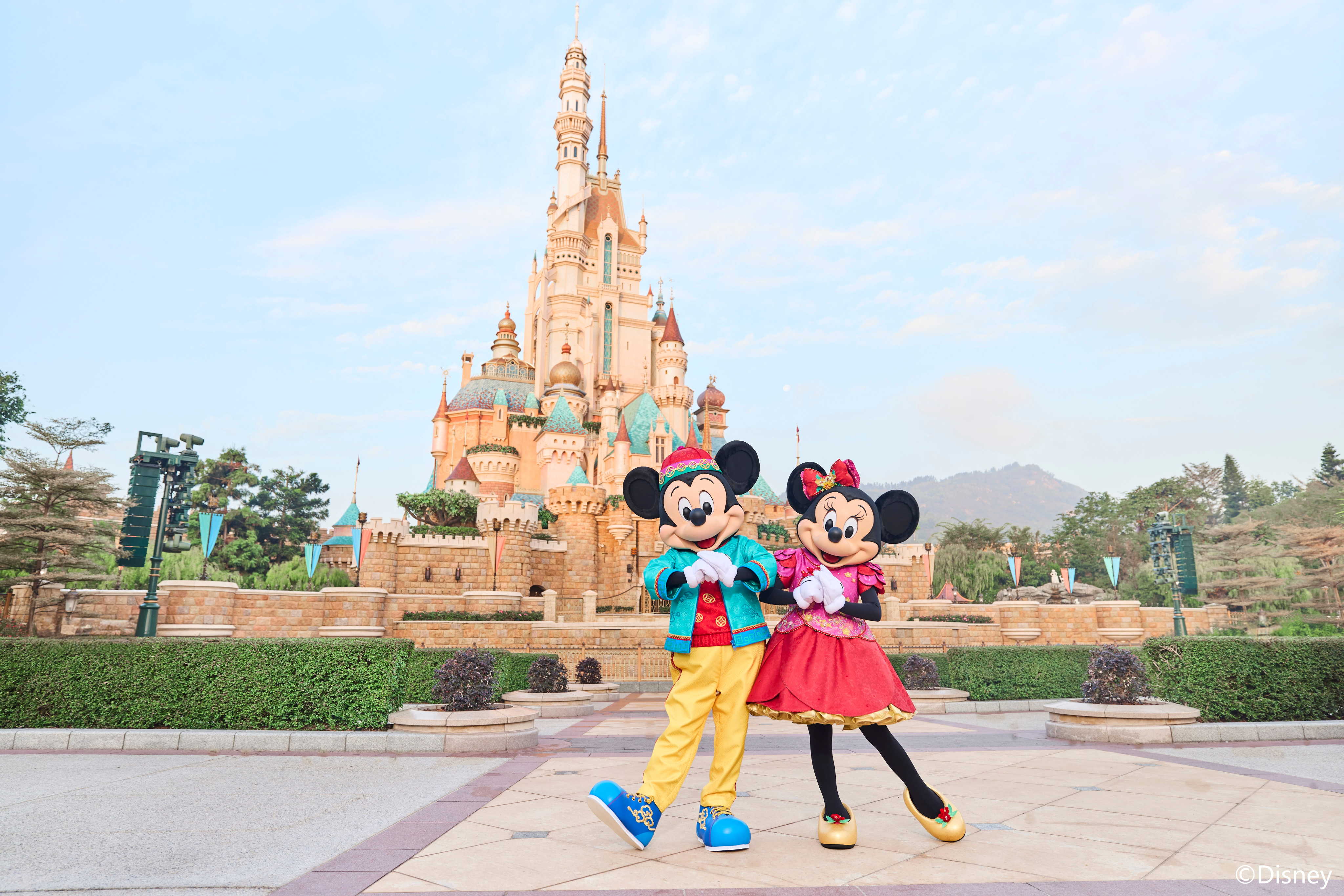Hong Kong Disneyland Tickets [2026] - Promos, Prices, Reviews