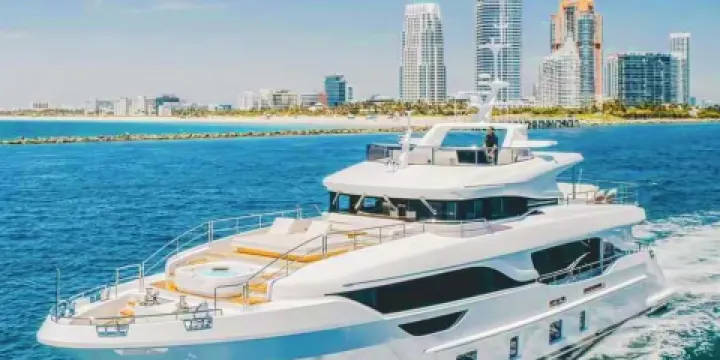 艇盟豪華遊艇俱樂部