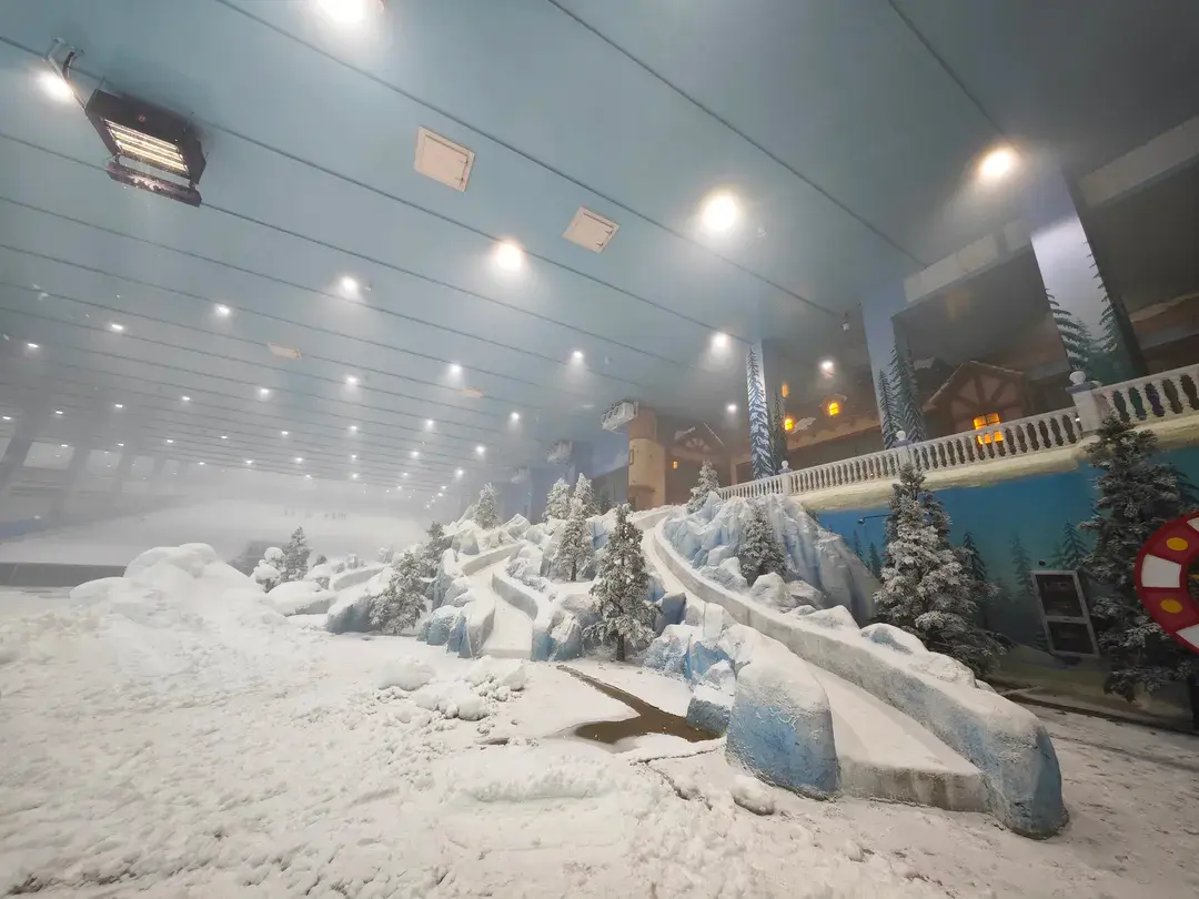 3_Taihu Lake Longemont Ice World