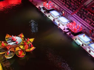 Hongcun Aju Performance