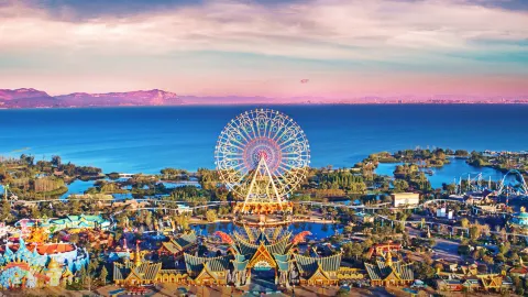 Colorful Yunnan Paradise attraction in Kunming