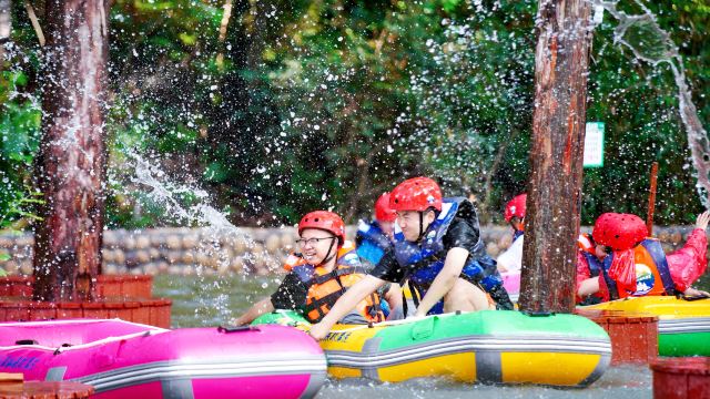 MOGANSHAN HIGH MOUNTAIN FOREST RAFTING