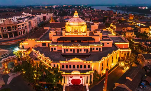 Chikan Guangdong Overseas Chinese International Tourism Resort