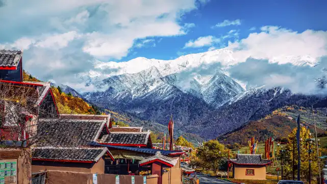 Hotels near Jiuzhai Beautiful China Resort