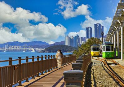 Haeundae Blueline Park