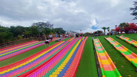 hei niu shan zhuang lv you feng jing qu