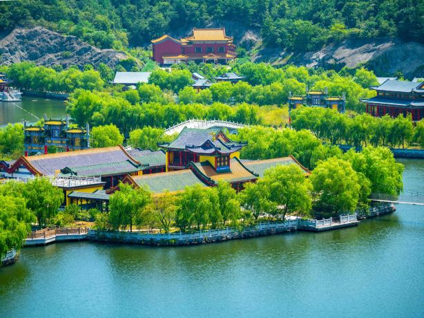 Hengdian New Yuanming Garden (Spring Garden)