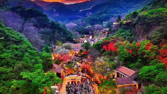 Hongye Shiyan Tourist Area