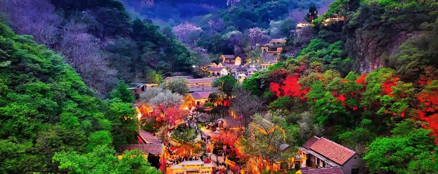 Hongye Shiyan Tourist Area