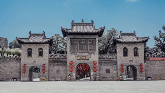 玩水避暑