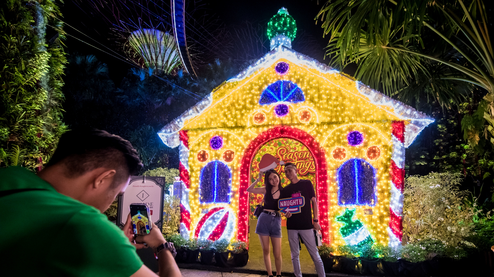 Christmas Wonderland Opening Hours, Reviews & Photos [2024]