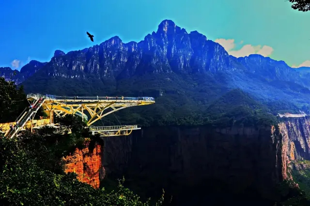 Bungee Jumping in Xinxiang