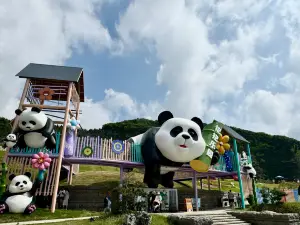 Hug Paradise