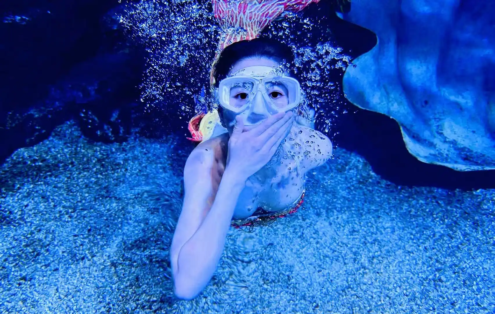 Hotels near Golden Eagle Sea World