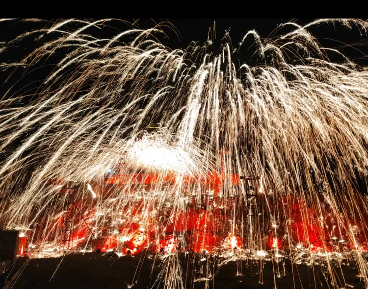 Hotels near Taiwu Night