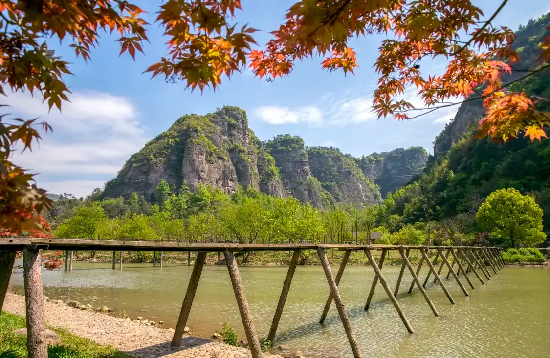 Hotels near Shi Jiu Feng