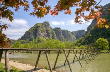 Shi Jiu Feng Hotéis em Xinchang