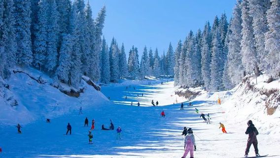 Yuhuagong Ski Area