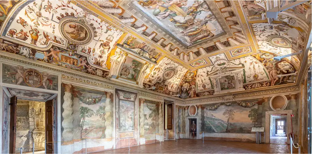Hotels near Villa d'Este