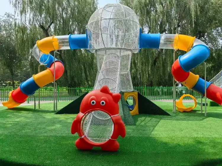 Hotels near Liaoning Qingnianhu Park