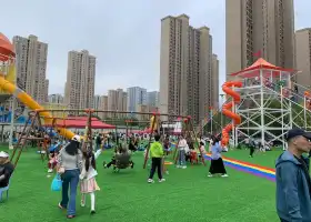 精靈木馬樂園