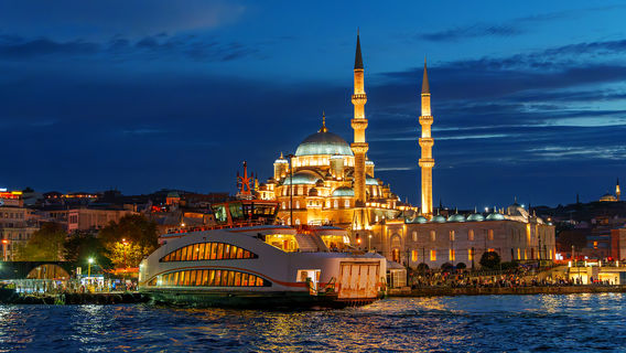 Cruise Experience in Bosphorus