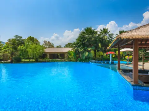 Crescent Hills Hot Springs