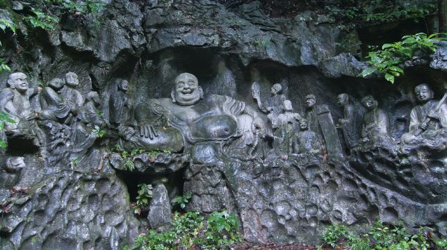 靈隱寺+飛來峰+天下第一財神廟半日遊【北高峰上行索道+講解】