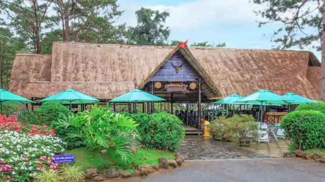 Hotels near Datanla Waterfall